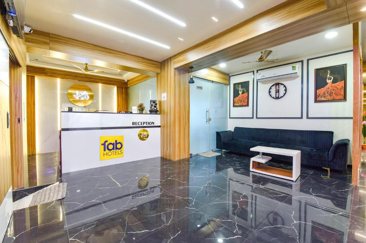 Fabhotel Bliss Ахмедабад Екстериор снимка