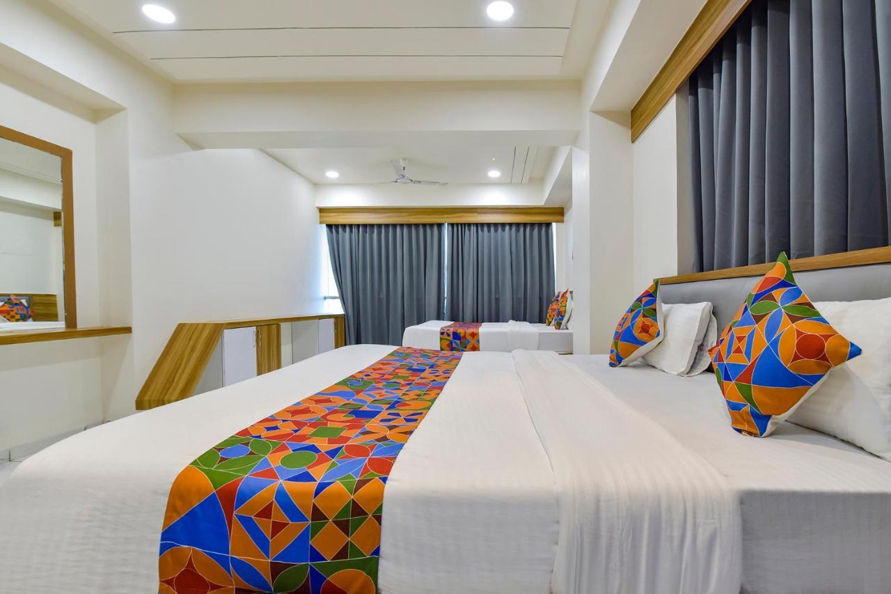 Fabhotel Bliss Ахмедабад Екстериор снимка